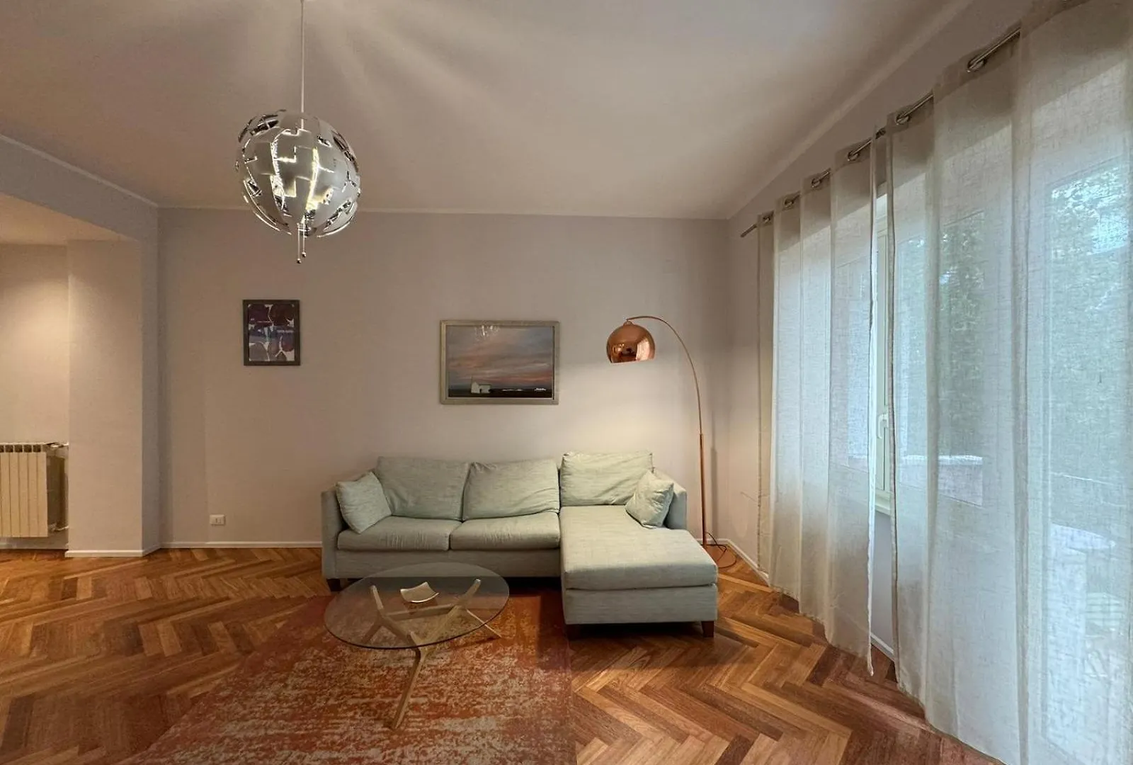 Refined Retreat In Renovated P R A T I Gem Apartment Rome