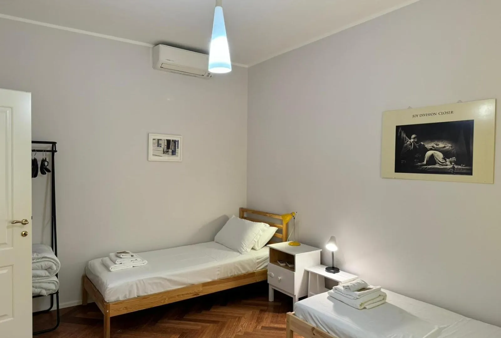 Refined Retreat In Renovated P R A T I Gem Apartment Rome Italy